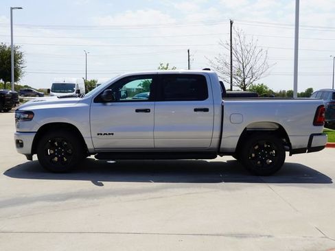 New 2027 RAM 1500 Express AWD/4WD image 9