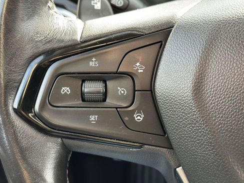 Used 2023 Chevrolet Bolt EUV Premier w/ Sun & Sound Package image 14