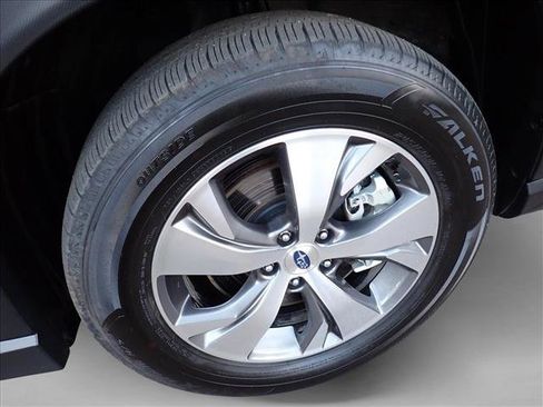 Certified 2025 Subaru Ascent Premium AWD/4WD image 7