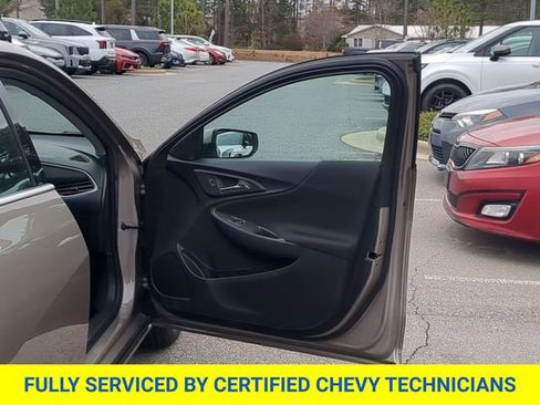 Used 2025 Chevrolet Malibu LT FWD image 38