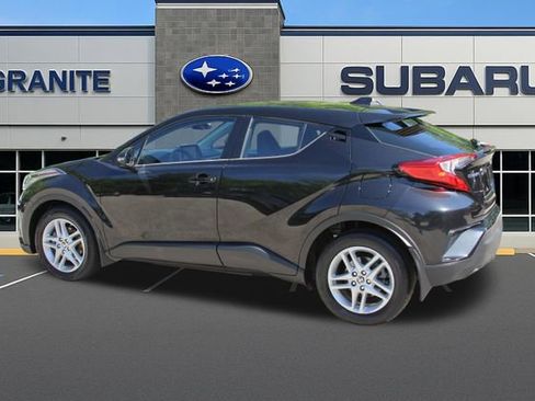 Used 2020 Toyota C-HR LE FWD image 8