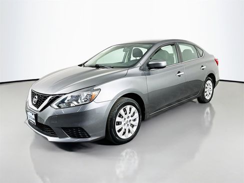 Used 2017 Nissan Sentra S image 3