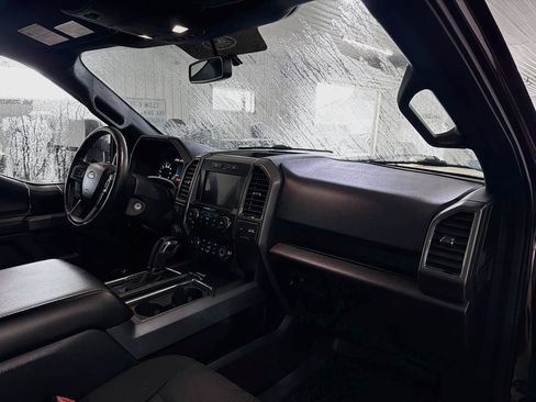 Used 2018 Ford F150 XLT w/ Equipment Group 302A Luxury AWD/4WD image 12