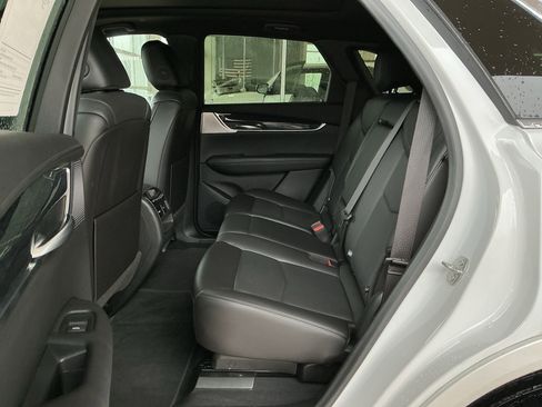 Used 2023 Cadillac XT5 Premium Luxury image 18