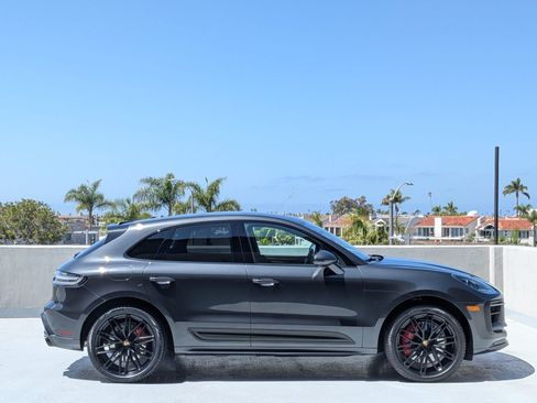 Certified 2024 Porsche Macan GTS AWD/4WD image 8