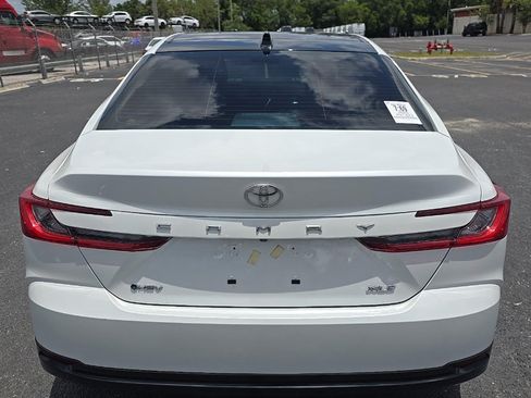 Used 2025 Toyota Camry XLE FWD image 6