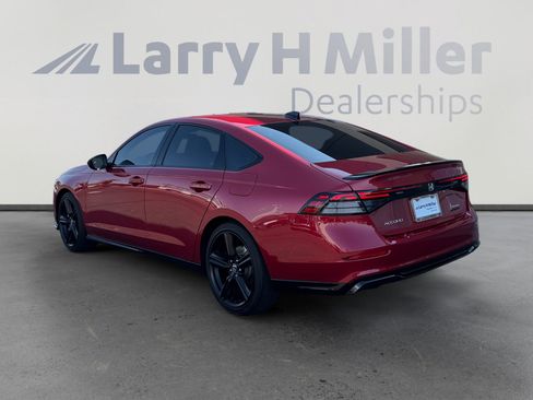 Used 2024 Honda Accord Sport image 3