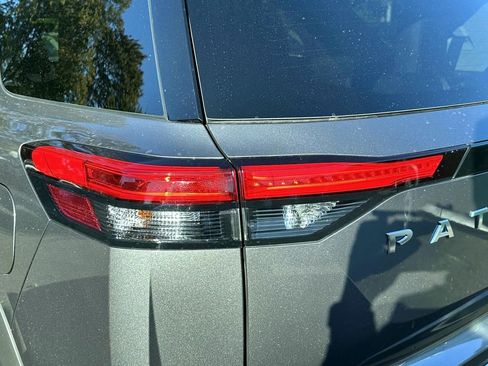 Certified 2025 Nissan Pathfinder Platinum w/ Cargo Package image 11