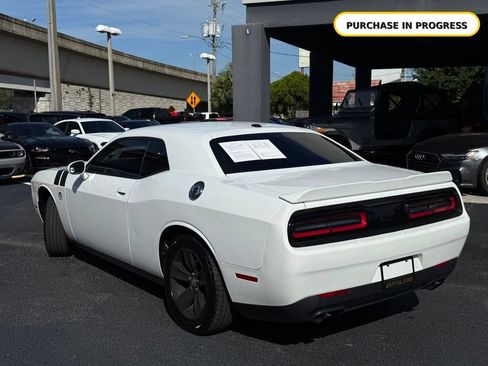 Used 2015 Dodge Challenger SXT RWD image 5