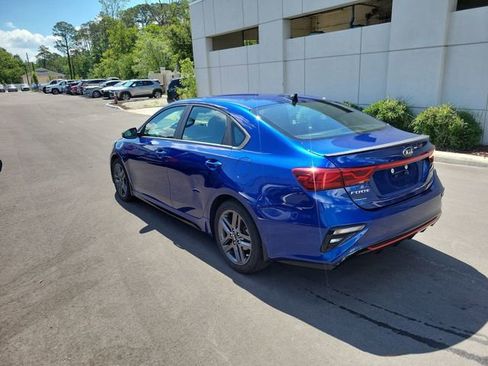 Used 2020 Kia Forte GT-Line w/ GT-Line Premium Package FWD image 3