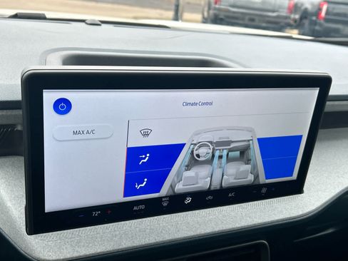 New 2026 Ford Maverick XLT image 26