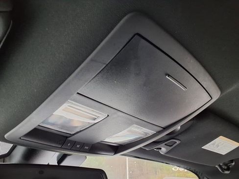 Used 2021 Dodge Challenger R/T w/ Blacktop Package image 24