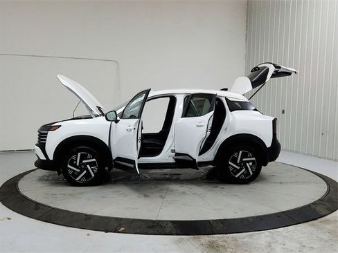 New 2026 Nissan Kicks SV w/ SV Premium Package image 12