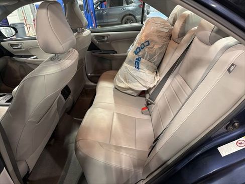 Used 2017 Toyota Camry XLE w/ Moonroof Package image 11