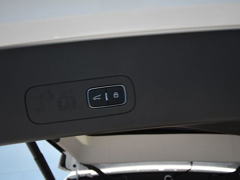 Used 2021 Lincoln Aviator Reserve w/ Elements Package Plus image 34