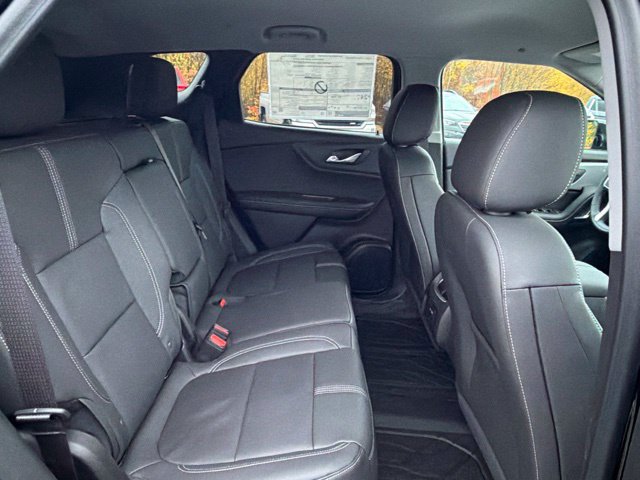 New 2026 Chevrolet Blazer LT w/ Midnight/Sport Edition AWD/4WD image 32