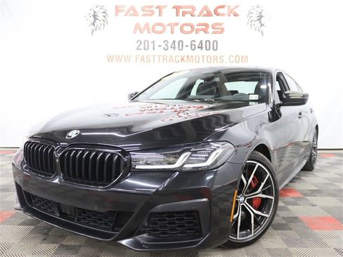 Used 2022 BMW M550i xDrive w/ Executive Package image 1