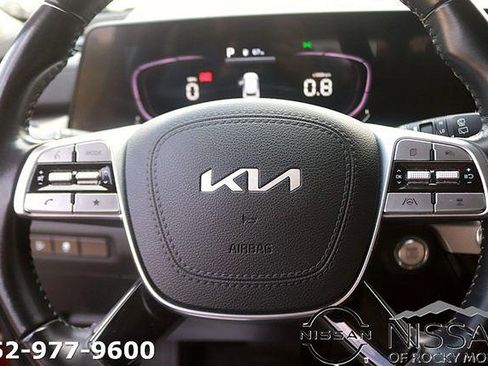Used 2023 Kia Telluride S w/ S Sunroof Package FWD image 16