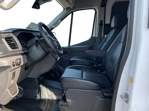 New 2025 Ford Transit 250 T-250 148 Med Rf 9070 GVWR RW w/ Load Area Protection Package image 10