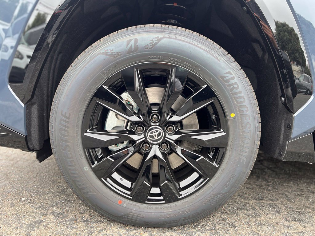 New 2026 Toyota RAV4 SE AWD/4WD image 6
