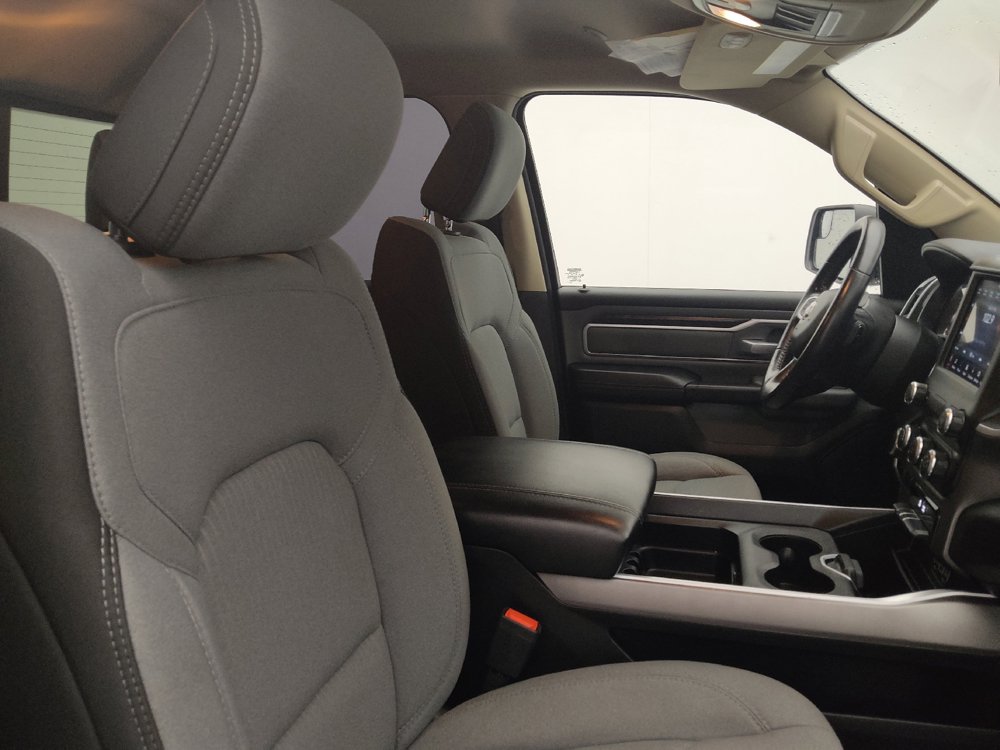 Used 2020 RAM 1500 Big Horn RWD image 21