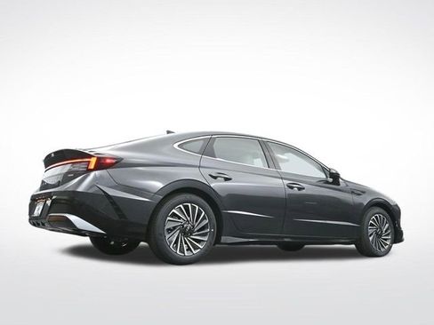 Used 2025 Hyundai Sonata SEL FWD image 35