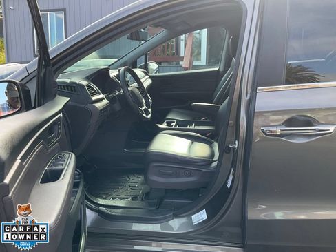 Used 2018 Honda Odyssey Touring image 6