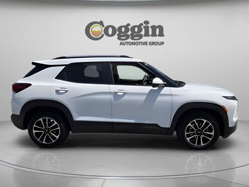 Used 2026 Chevrolet TrailBlazer LT w/ Driver Confidence Package FWD image 6