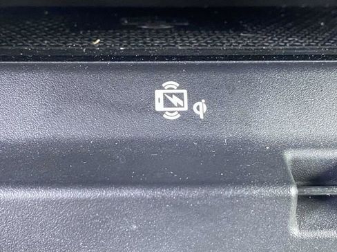 Used 2022 Nissan Armada Platinum w/ Captain's Chairs Package image 34