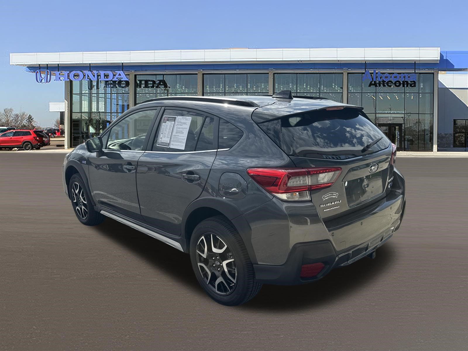 Used 2023 Subaru Crosstrek Hybrid AWD/4WD image 3