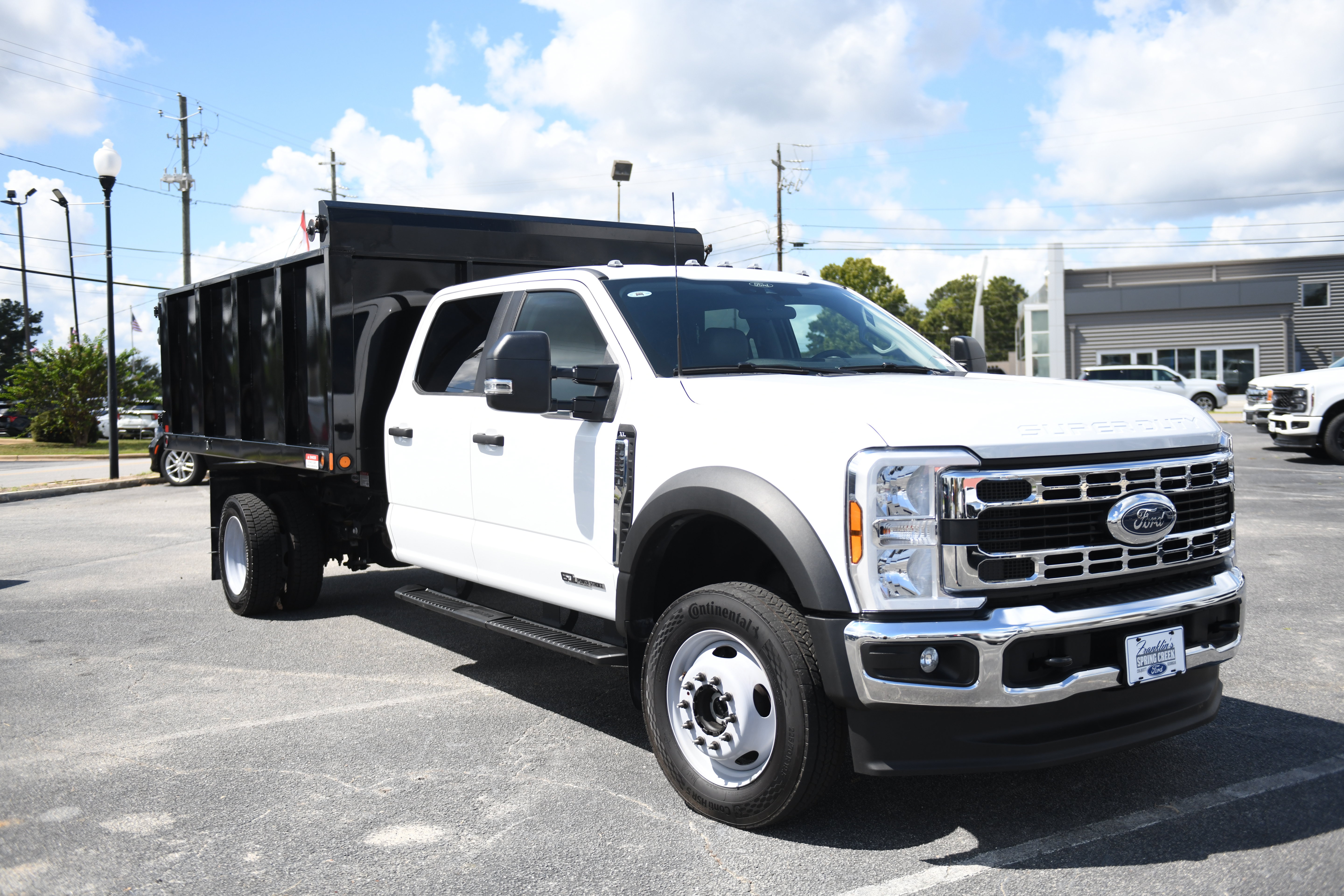 Used 2026 Ford F550 4x4 Crew Cab image 1