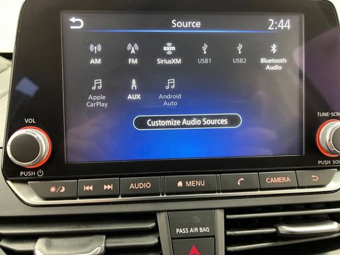 Used 2025 Nissan Altima 2.5 SR FWD image 56
