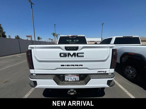 Certified 2024 GMC Sierra 2500 AT4 w/ AT4 Premium Plus Package AWD/4WD image 5