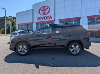 New 2025 Toyota RAV4 XLE video 2