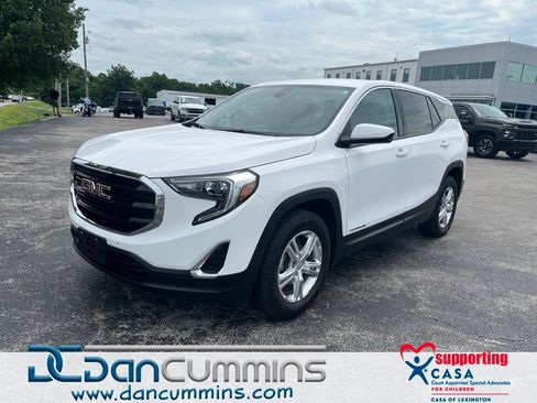 Used 2020 GMC Terrain SLE AWD/4WD image 1