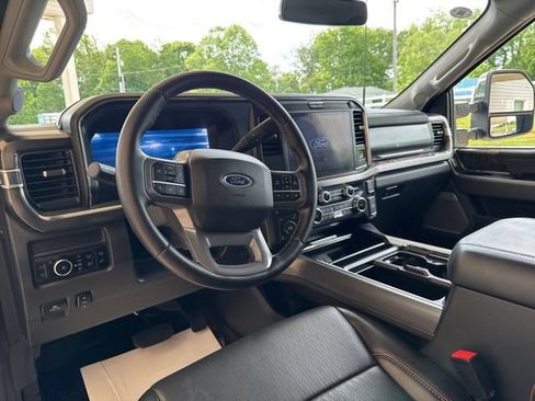 Used 2025 Ford F350 Lariat w/ Chrome Package AWD/4WD image 16