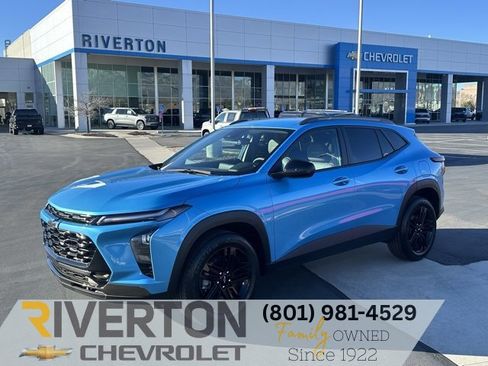 Certified 2025 Chevrolet Trax ACTIV w/ Driver Confidence Package image 1