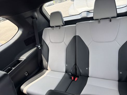 Used 2025 Lexus TX 350 AWD w/ Technology Package image 10
