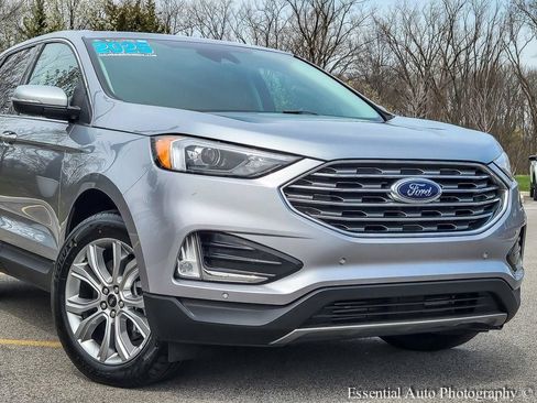 Used 2024 Ford Edge Titanium AWD/4WD image 2