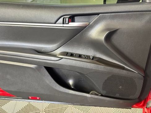 Used 2023 Toyota Camry SE w/ Audio Upgrade Package FWD image 18