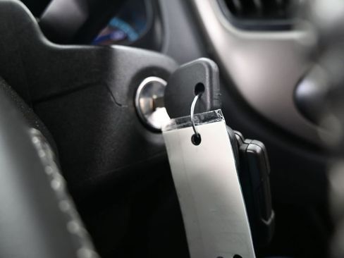 Used 2016 Chevrolet Colorado Z71 image 30