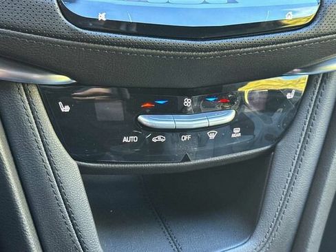 New 2026 Cadillac XT5 Luxury w/ LPO, Floor Liner Package AWD/4WD image 20