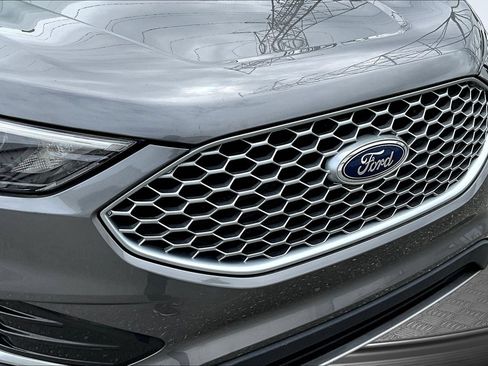 Used 2023 Ford Edge SEL AWD/4WD image 31