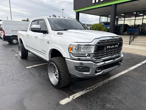Used 2019 RAM 2500 Limited AWD/4WD image 2