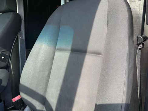 Used 2019 Mercedes-Benz Sprinter 144 image 34