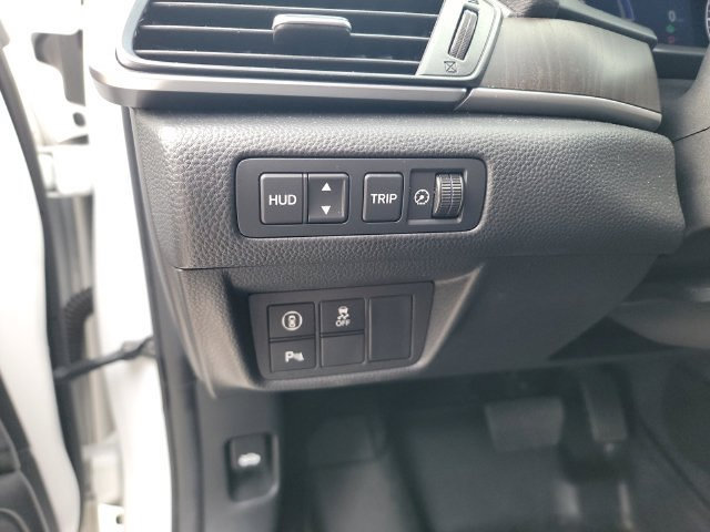 Used 2022 Honda Accord Touring image 11
