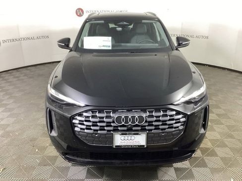 New 2025 Audi Q5 Premium image 2