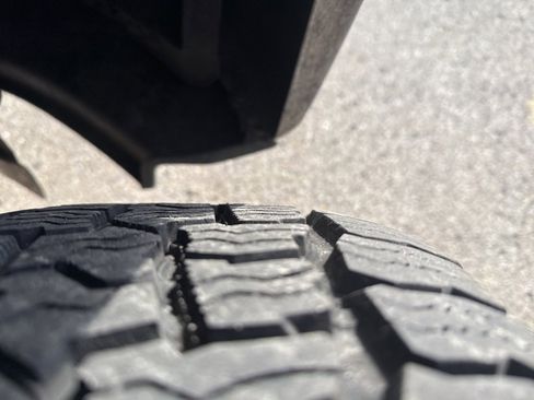 Used 2012 Ford F150 XLT w/ XLT Chrome Pkg image 25