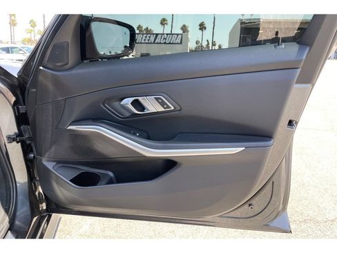 Used 2022 BMW M340i w/ Driving Assistance Package RWD image 19