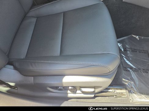 Certified 2025 Lexus ES 300h w/ Premium Package FWD image 32